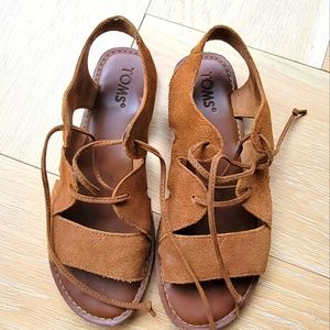 Tom's sandles size 7 brown
